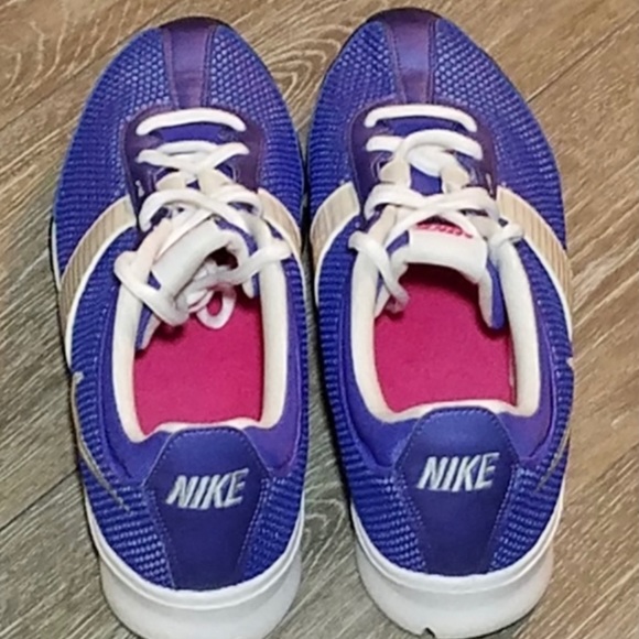 Nike Zoom Trainer Essential II Running Shoes - Picture 3 of 6